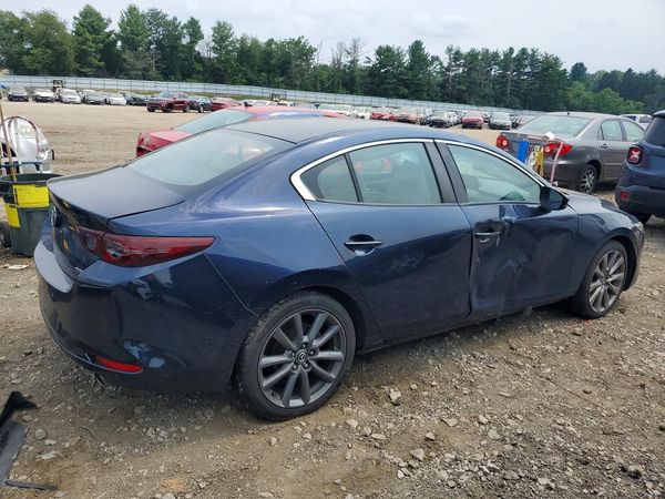 2019 MAZDA 3