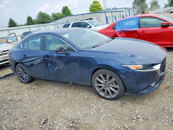 2019 MAZDA 3