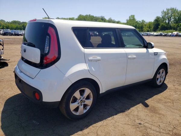 2018 KIA SOUL Base