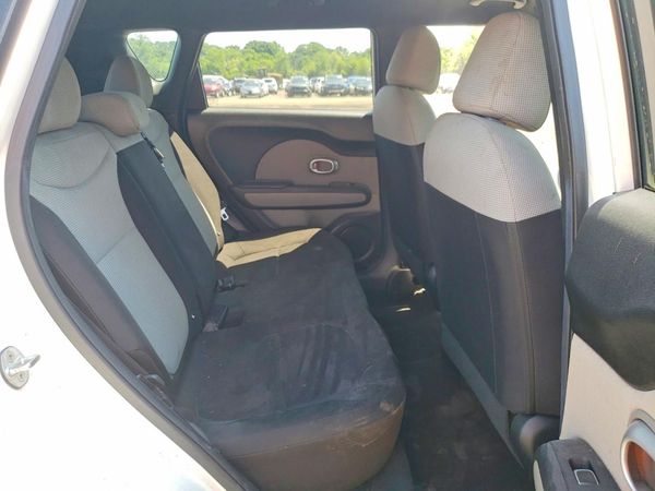 2018 KIA SOUL Base