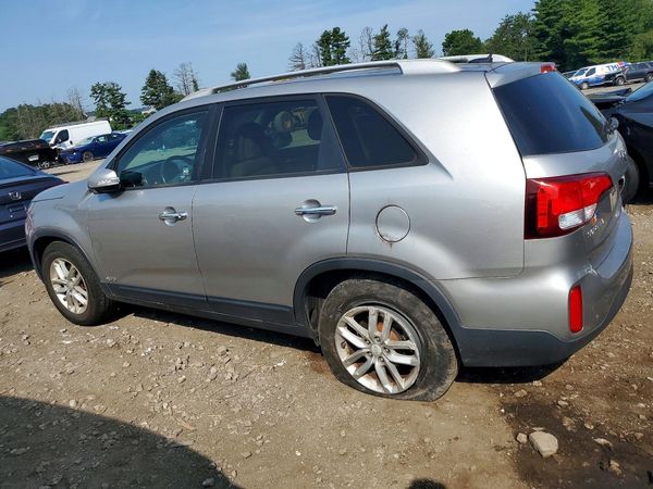 2015 KIA SORENTO GL