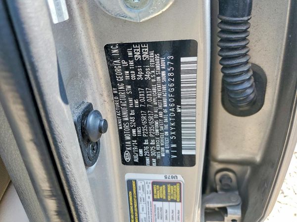 2015 KIA SORENTO GL