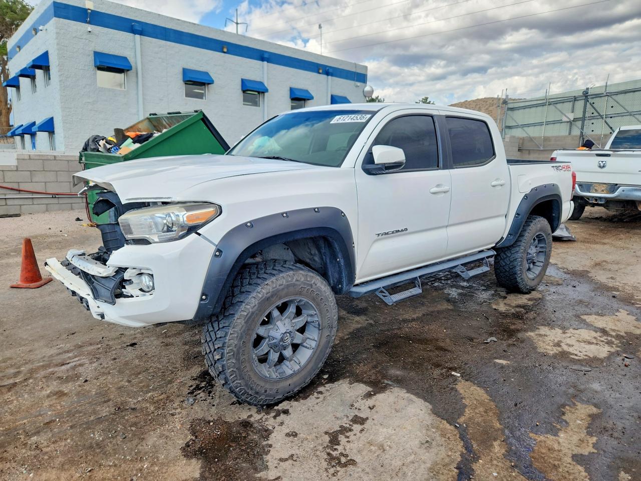 2016 TOYOTA TACOMA