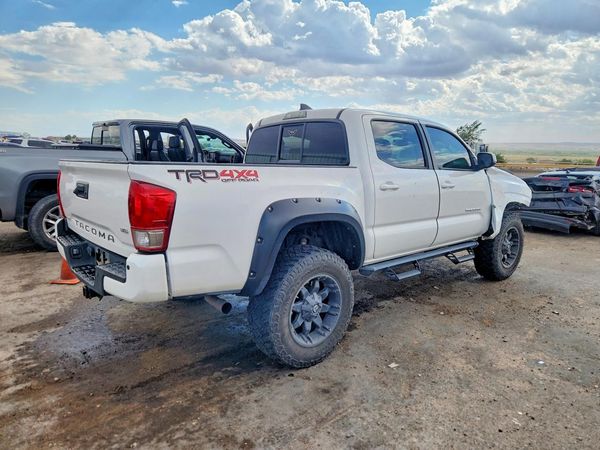 2016 TOYOTA TACOMA
