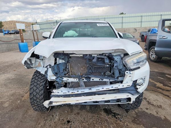 2016 TOYOTA TACOMA