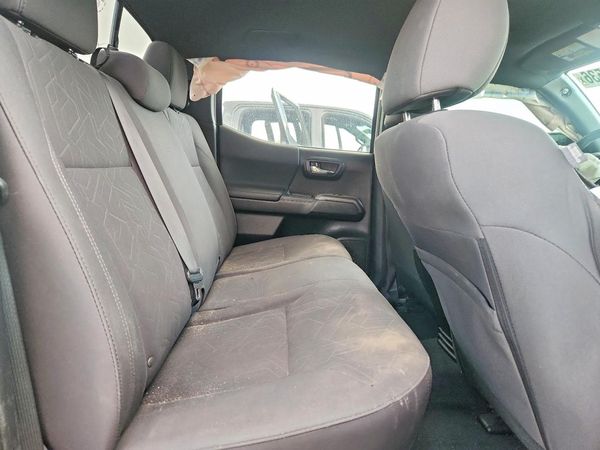 2016 TOYOTA TACOMA