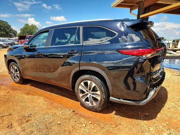 2023 TOYOTA HIGHLANDER
