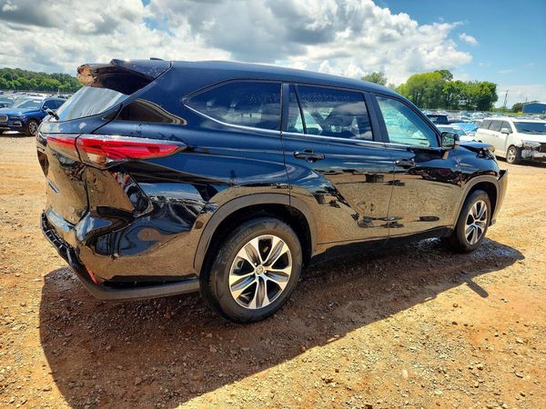2023 TOYOTA HIGHLANDER