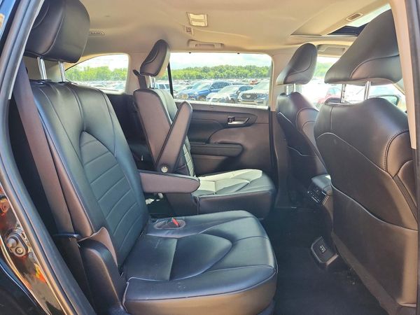 2023 TOYOTA HIGHLANDER