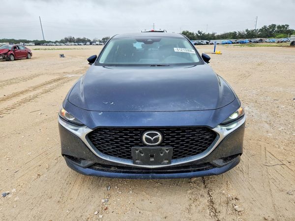 2019 MAZDA 3