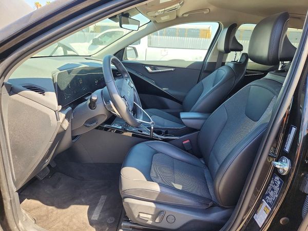 2025 KIA NIRO