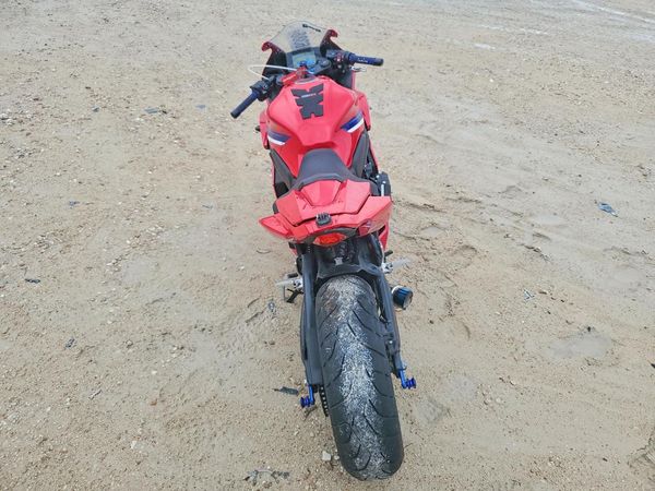 2026 HONDA CBR CYCLE