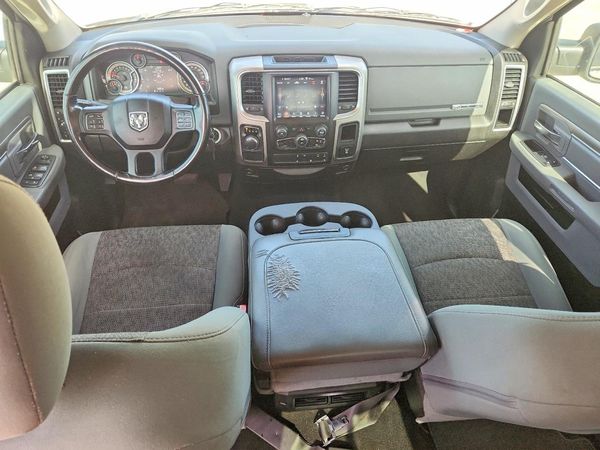 2019 RAM 1500 CLASSIC SLT