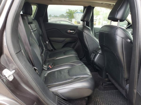 2016 JEEP CHEROKEE LATITUDE 4X4