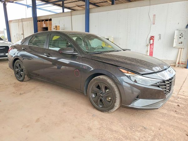 2022 HYUNDAI ELANTRA SEL w/Convenience Pkg