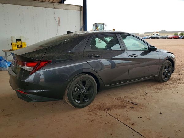 2022 HYUNDAI ELANTRA SEL w/Convenience Pkg