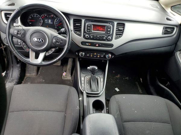 2015 KIA RONDO GL(Middle-low grade)