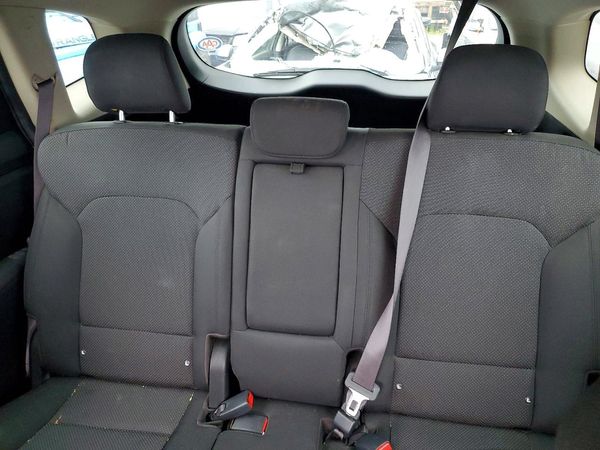2015 KIA RONDO GL(Middle-low grade)