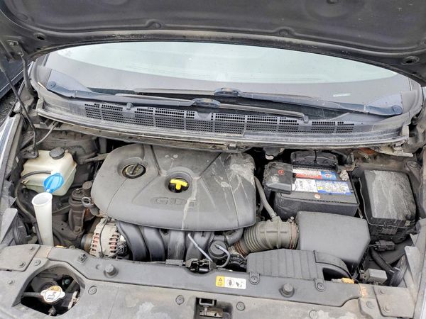 2015 KIA RONDO GL(Middle-low grade)