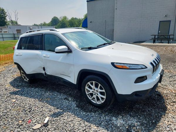 2016 JEEP CHEROKEE LATITUDE 4X4