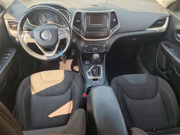 2016 JEEP CHEROKEE LATITUDE 4X4