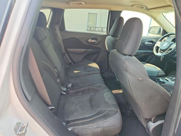 2016 JEEP CHEROKEE LATITUDE 4X4