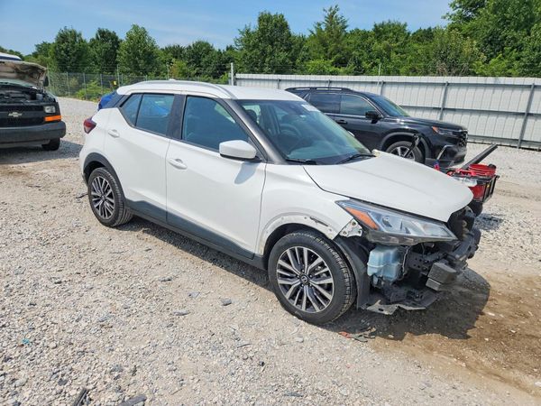 2021 NISSAN KICKS SV