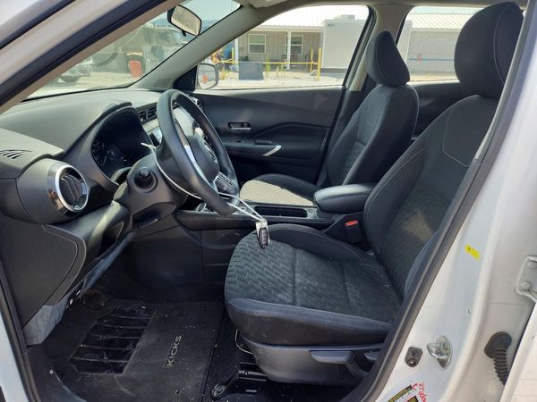 2021 NISSAN KICKS SV