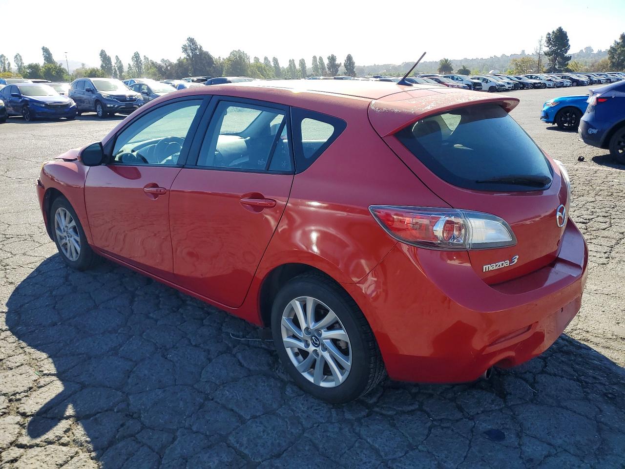 2013 MAZDA 3 Touring/GS
