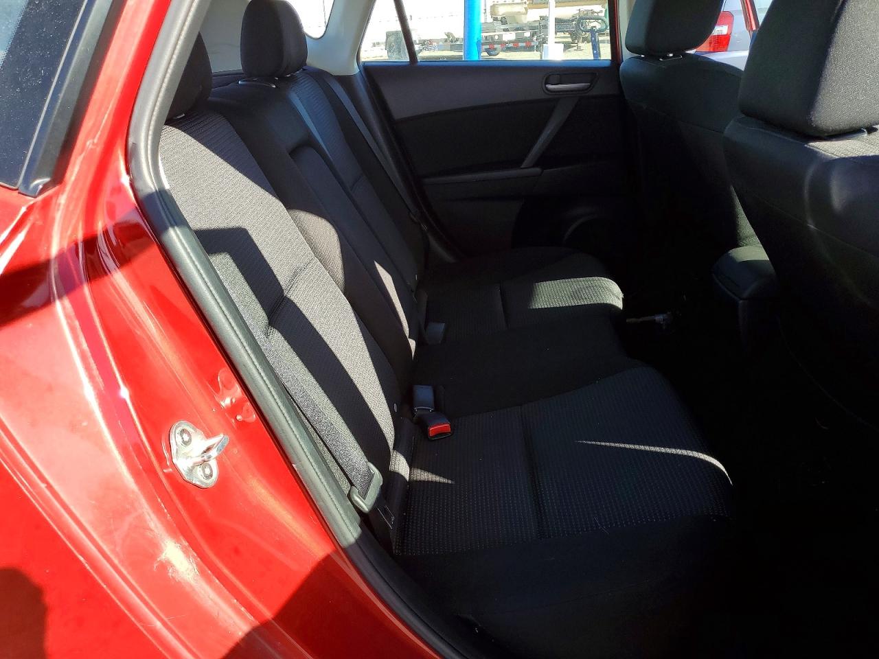 2013 MAZDA 3 Touring/GS
