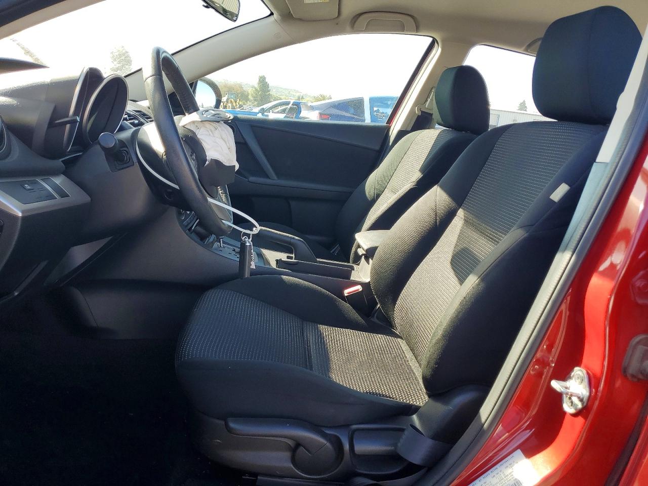 2013 MAZDA 3 Touring/GS