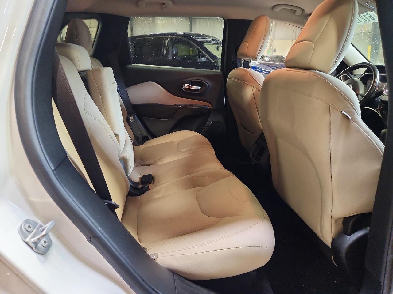 2016 JEEP CHEROKEE LATITUDE FWD