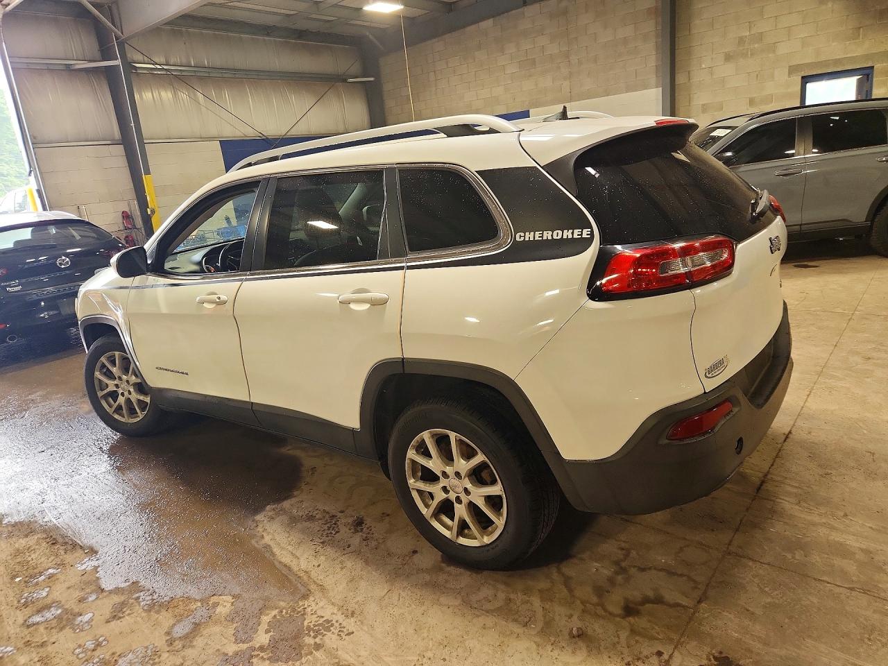 2016 JEEP CHEROKEE LATITUDE FWD