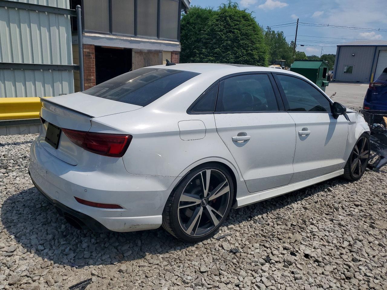 2019 AUDI RS3 quattro