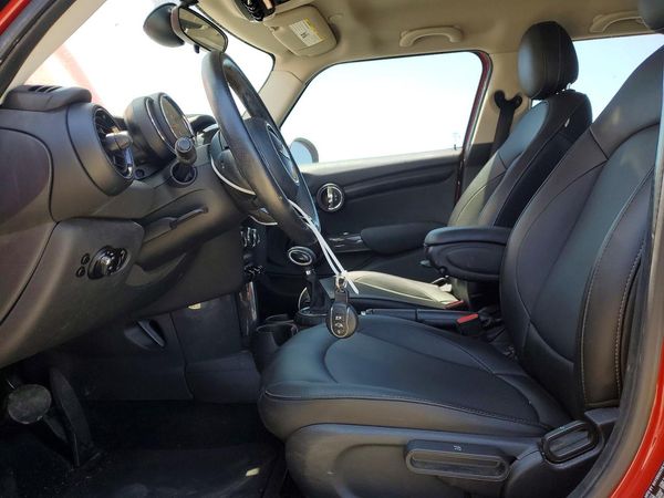 2015 MINI COOPER
