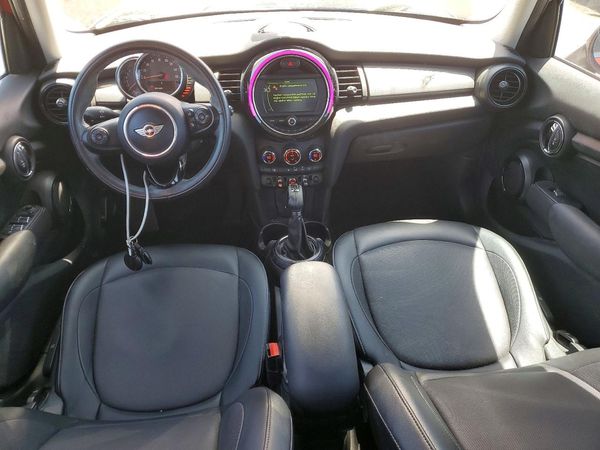 2015 MINI COOPER