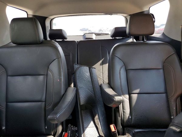2021 CHEVROLET TRAVERSE LT