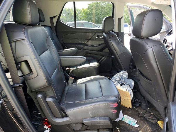2021 CHEVROLET TRAVERSE LT