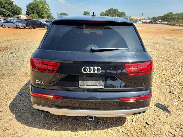2019 AUDI Q7