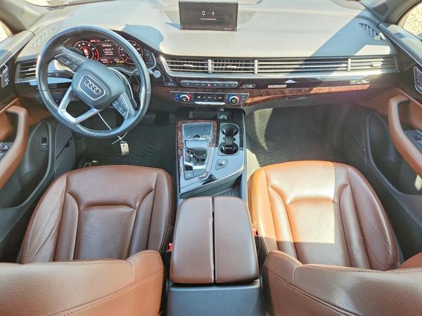 2019 AUDI Q7