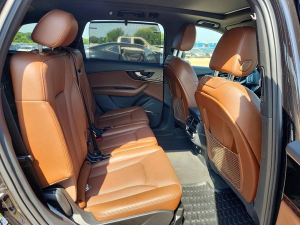 2019 AUDI Q7