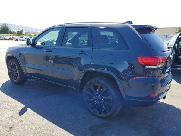 2018 JEEP GRAND CHEROKEE LAREDO 4X4