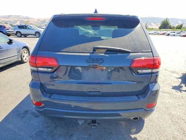2018 JEEP GRAND CHEROKEE LAREDO 4X4