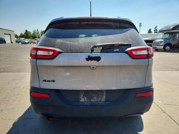 2016 JEEP CHEROKEE SPORT 4X4