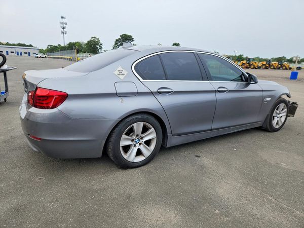 2012 BMW 528