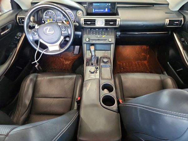 2015 LEXUS IS 250