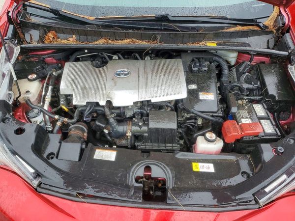 2016 TOYOTA PRIUS