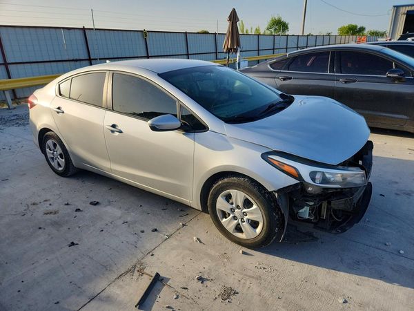 2017 KIA FORTE LX Base