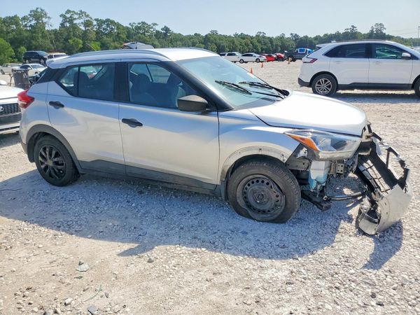 2019 NISSAN KICKS