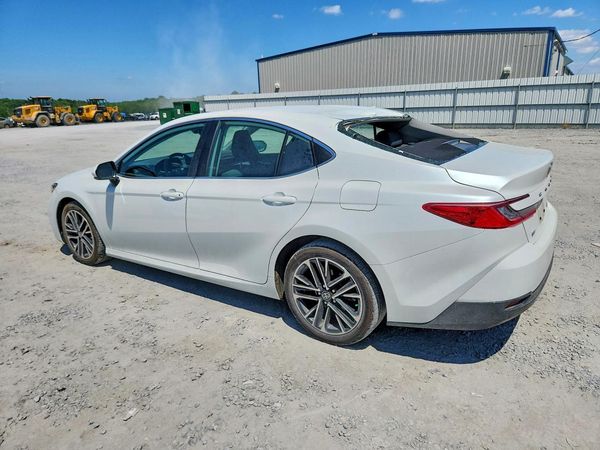 2026 TOYOTA CAMRY